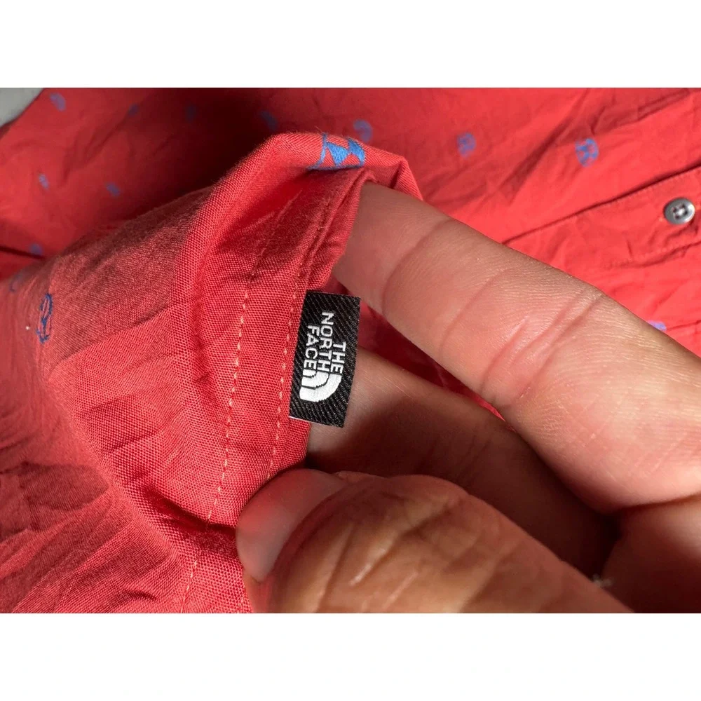 The North Face Mens XXL Red Blue Dome Logo Print Short Sleeve Button Down Shirt